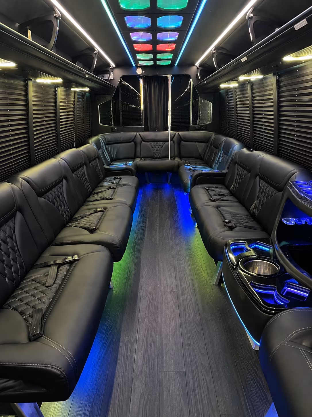 blog rent a bus to stormont vail events center hero