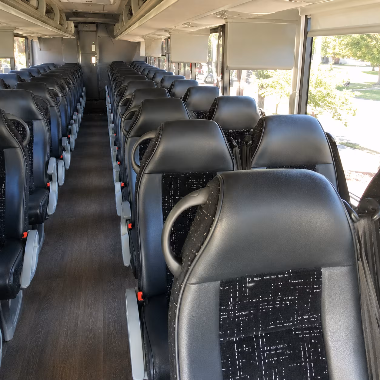 charter buses for corporate events and topeka statehouse meetings
