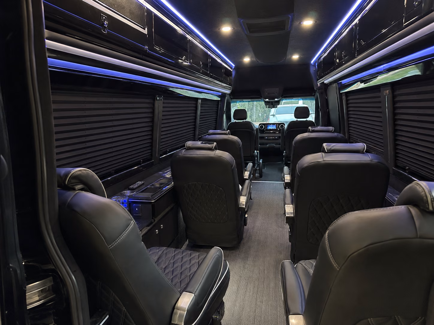easily book transportation for your next airport transfer 2