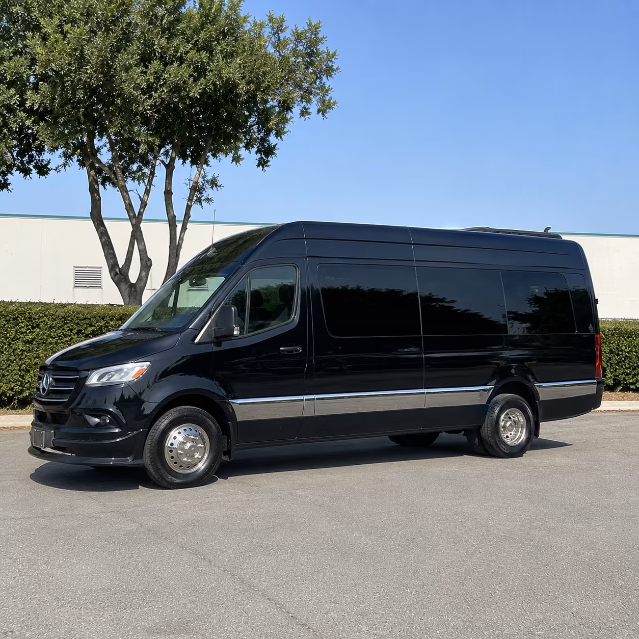 easily book transportation for your next airport transfer 4