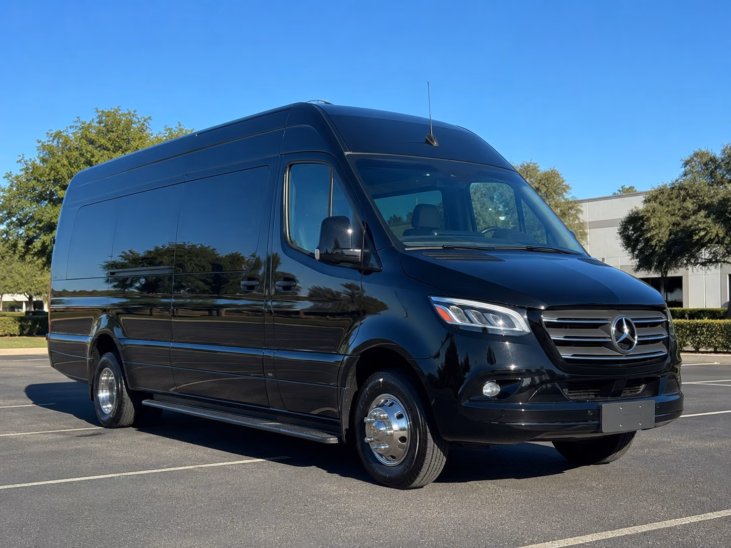 easily book transportation for your next corporate event 5
