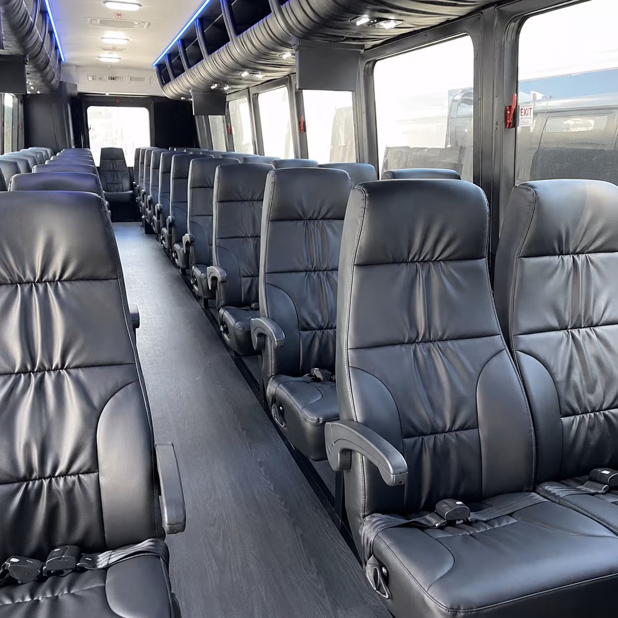 minibus rentals for kaw valley wine trail day trips