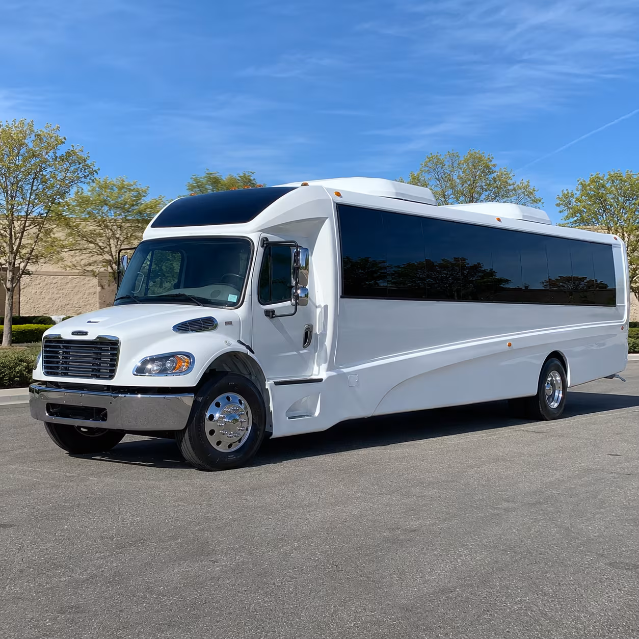 topeka 30 passenger minibus